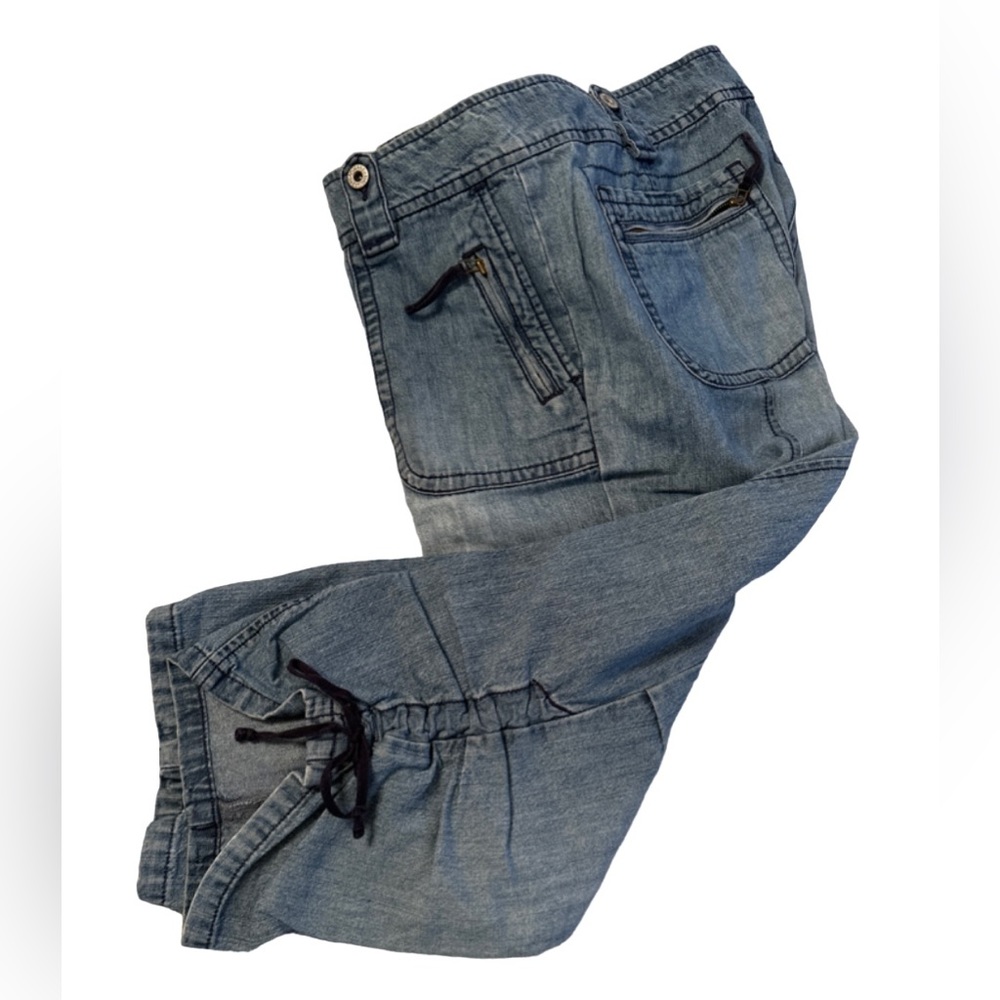 Gap cropped jeans